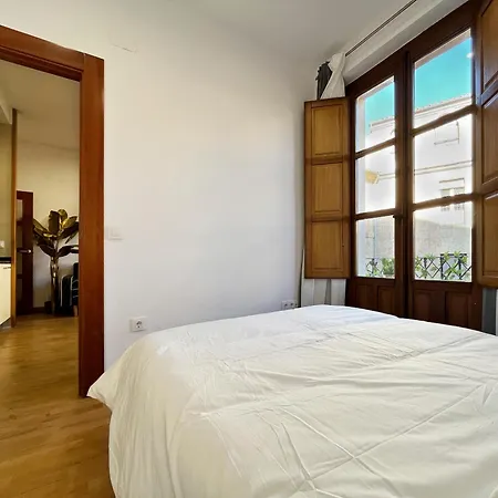 Vut Plaza Corrillo Apartman *